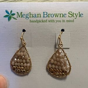 Beaded gold and cream earrings